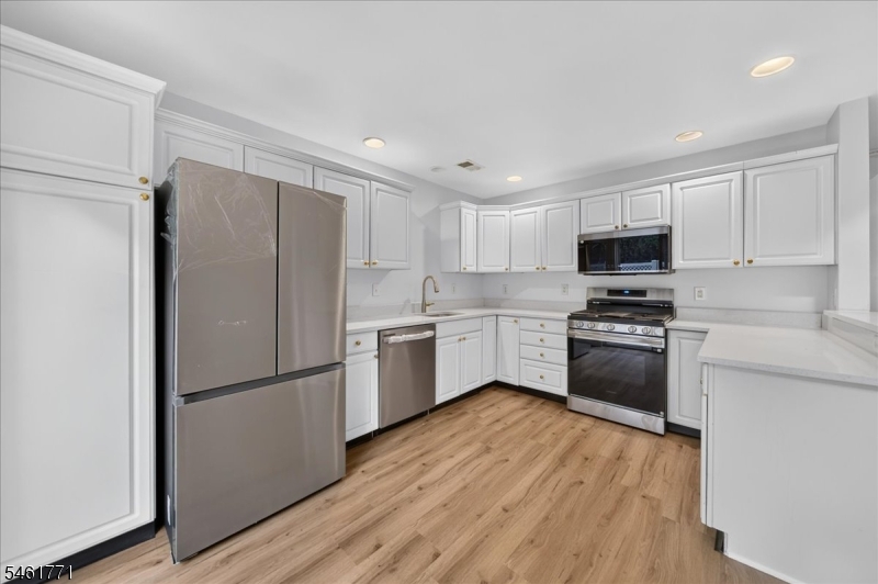 58 Windsong Circle East Brunswick NJ 08816