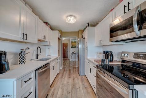 2 Claridge Drive Verona NJ 07044