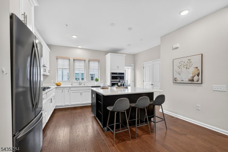 18 Cortland Court Livingston NJ 07039