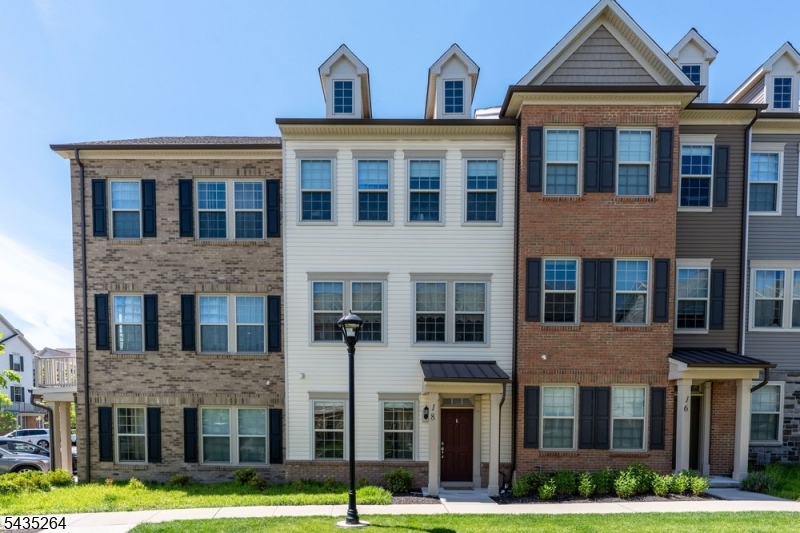 18 Cortland Court Livingston NJ 07039