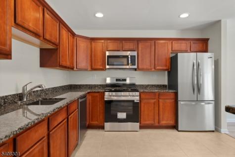 19 Winding Way Hardyston NJ 07419