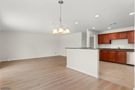 19 Winding Way Hardyston NJ 07419