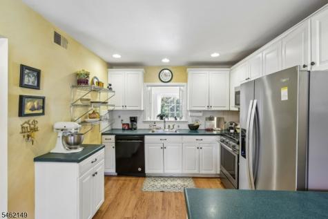 138 Leonardo Drive West Orange NJ 07052