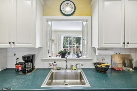 138 Leonardo Drive West Orange NJ 07052