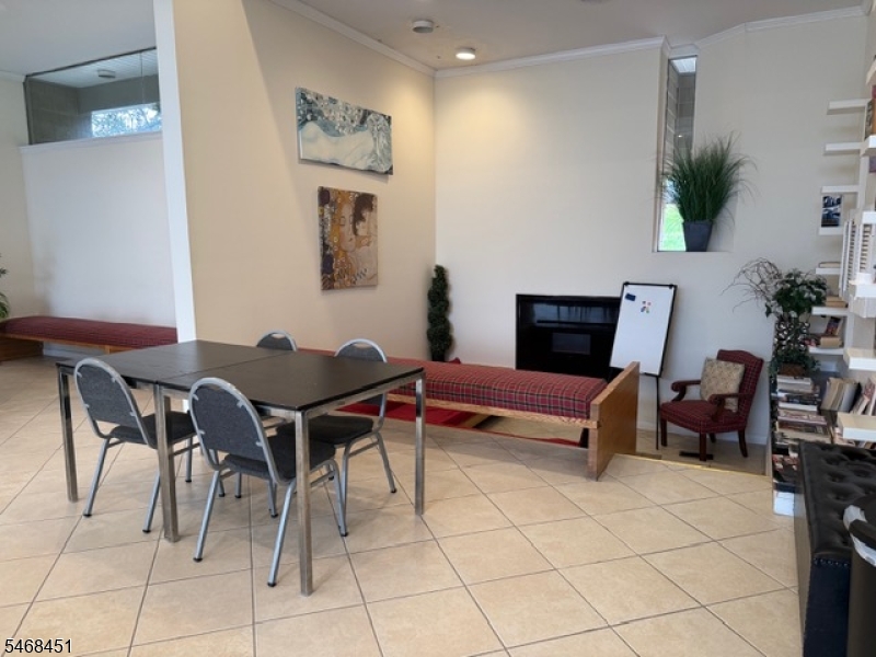 14 River Road Nutley NJ 07110