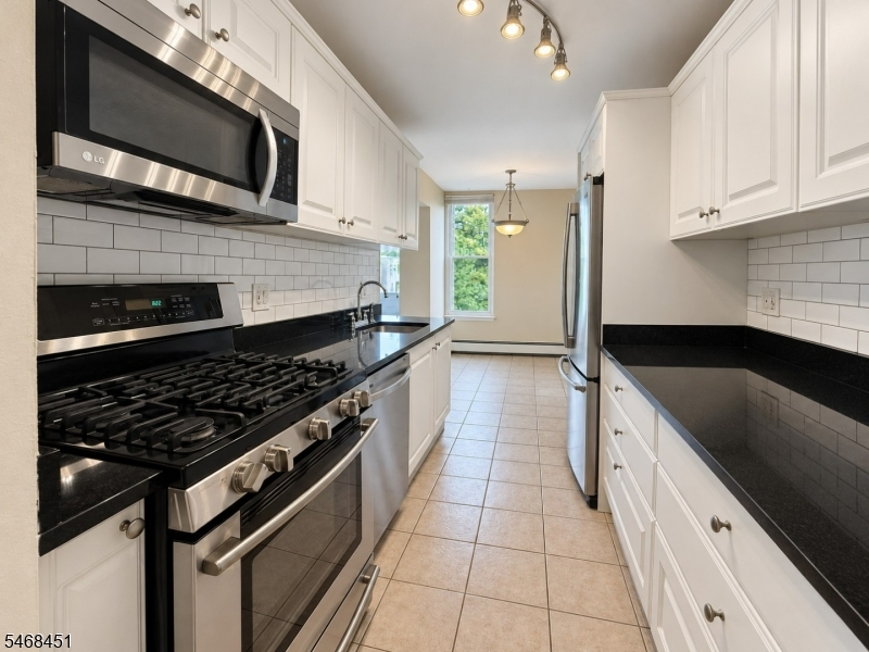 14 River Road Nutley NJ 07110