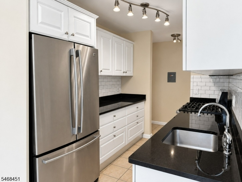 14 River Road Nutley NJ 07110
