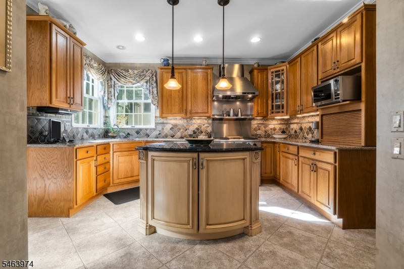 31 Dickinson Road Bernards NJ 07920