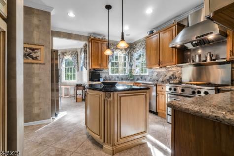 31 Dickinson Road Bernards NJ 07920