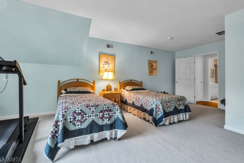 31 Dickinson Road Bernards NJ 07920