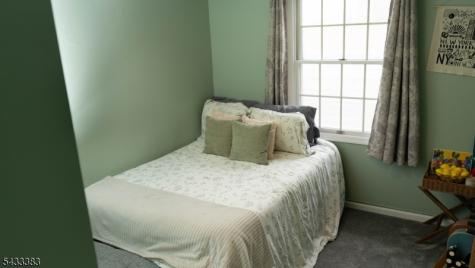 94 Stonyridge Drive Lincoln Park NJ 07035