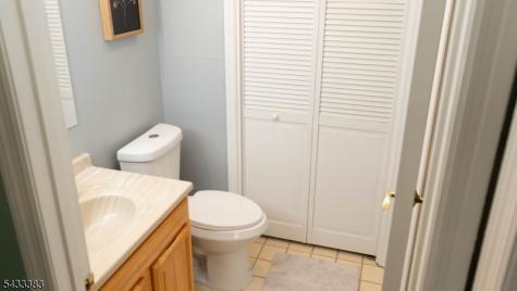 94 Stonyridge Drive Lincoln Park NJ 07035