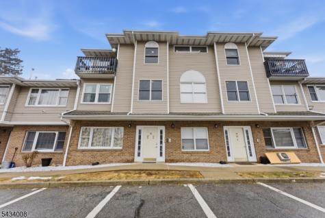 235 Dakota Street Paterson NJ 07503