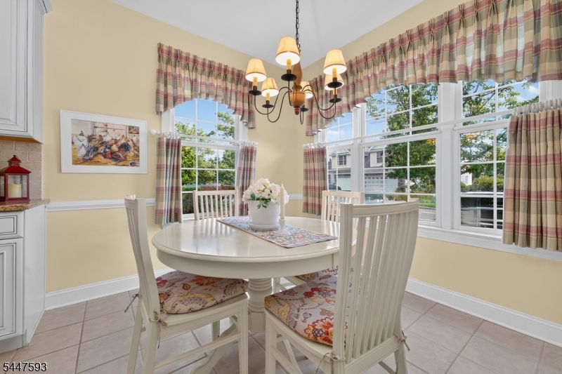 87 Saratoga Court Franklin NJ 08873