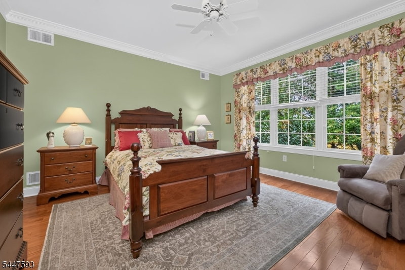 87 Saratoga Court Franklin NJ 08873
