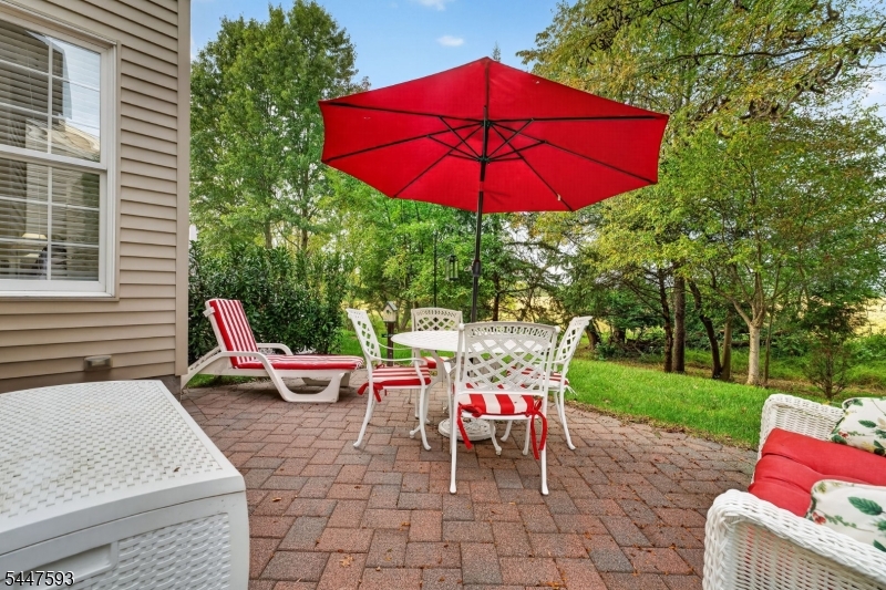 87 Saratoga Court Franklin NJ 08873