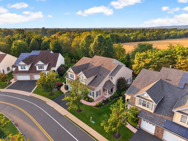 87 Saratoga Court Franklin NJ 08873