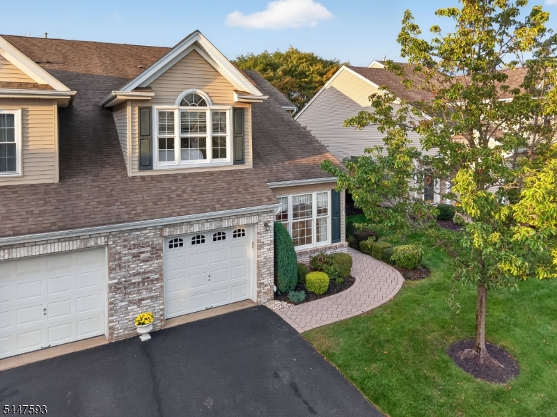 87 Saratoga Court Franklin NJ 08873