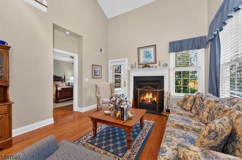 87 Saratoga Court Franklin NJ 08873
