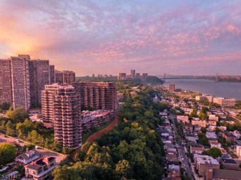100 Carlyle Drive Cliffside Park NJ 07072