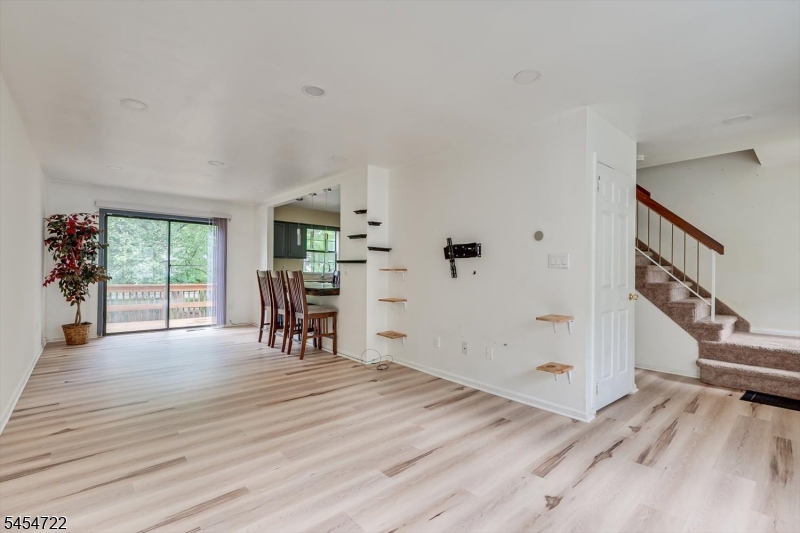 503 Timber Oaks Road Edison NJ 08820
