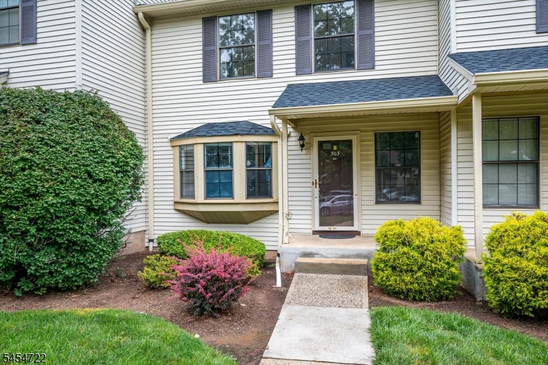 503 Timber Oaks Road Edison NJ 08820