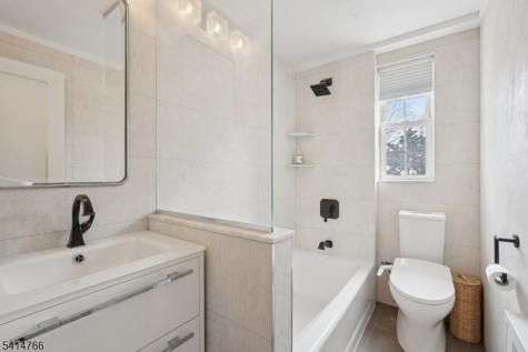 10 Crestmont Road, 1a Montclair NJ 07042