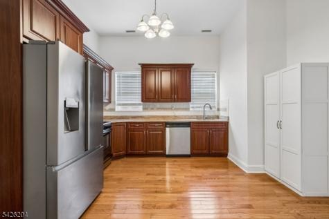 1 Grant Street Montclair NJ 07042