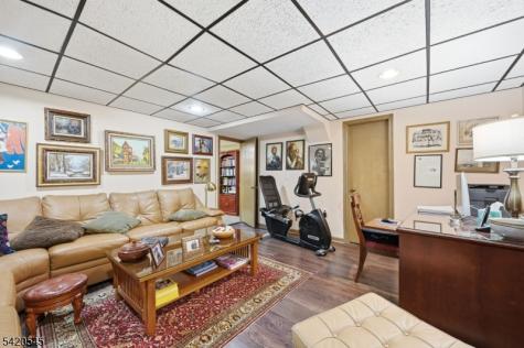900 Valley Road Clifton NJ 07013