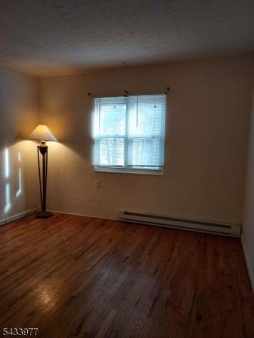371 Lake Shore South Montague NJ 07827