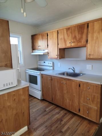 371 Lake Shore South Montague NJ 07827