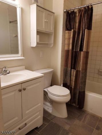 371 Lake Shore South Montague NJ 07827