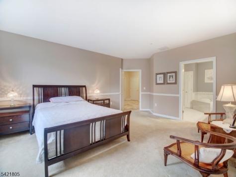 9 Zachary Way Mount Arlington NJ 07856