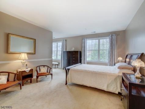 9 Zachary Way Mount Arlington NJ 07856