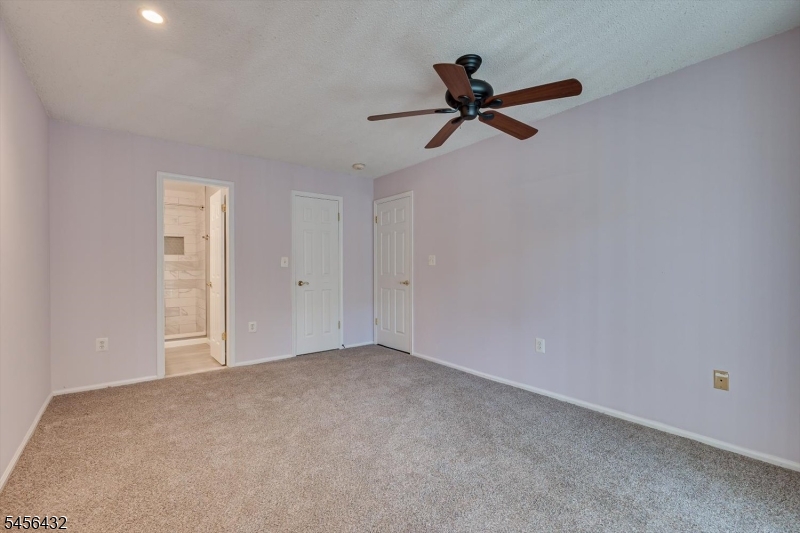 118 Edward Drive Franklin NJ 08823