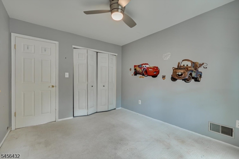 118 Edward Drive Franklin NJ 08823