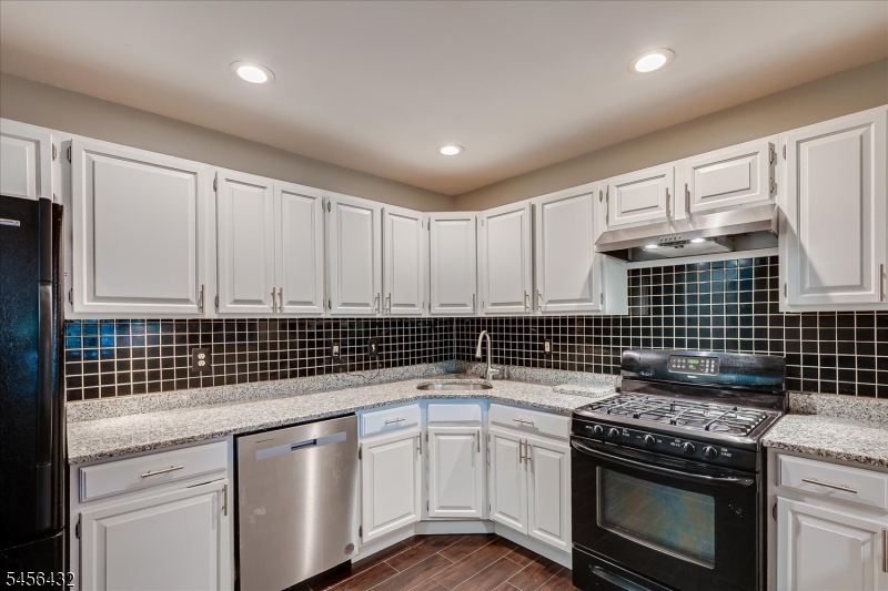 118 Edward Drive Franklin NJ 08823