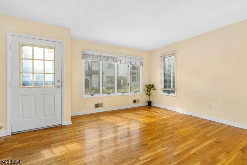 21 Village Park Court Scotch Plains NJ 07076