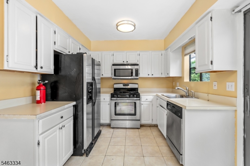 21 Village Park Court Scotch Plains NJ 07076
