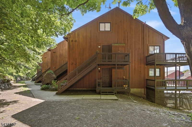 6 Brandywine Court Vernon NJ 07462