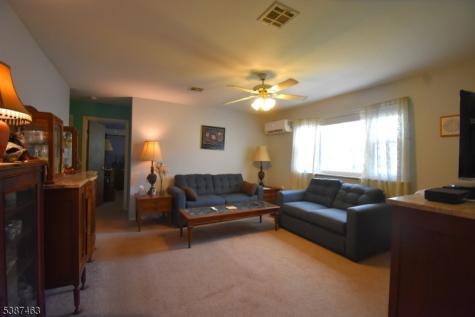 6 B Ardmore Street Manchester NJ 08759