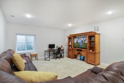 10 Albie Drive Mountain Lakes NJ 07046