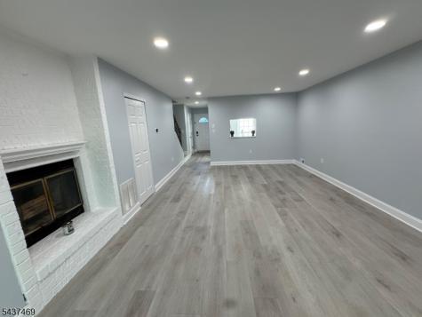8 Tracy Court Franklin NJ 08823