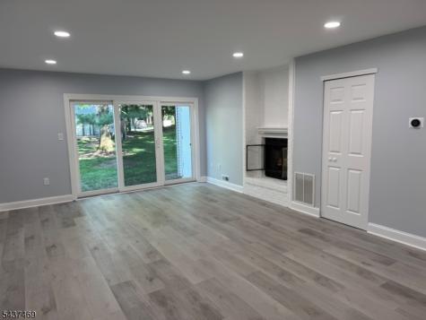 8 Tracy Court Franklin NJ 08823