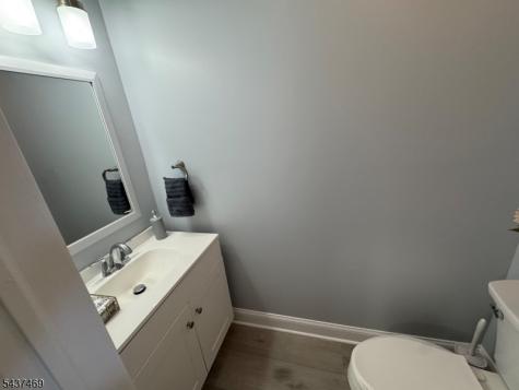 8 Tracy Court Franklin NJ 08823