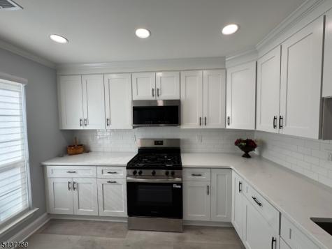 8 Tracy Court Franklin NJ 08823