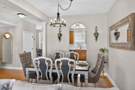 16 Sundance Way Lopatcong NJ 08865