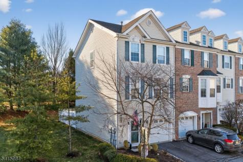 16 Sundance Way Lopatcong NJ 08865
