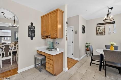 16 Sundance Way Lopatcong NJ 08865