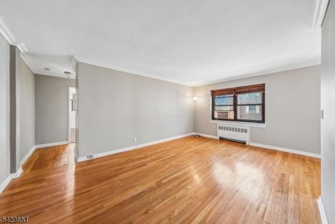 241 E Main Street Bergenfield NJ 07621